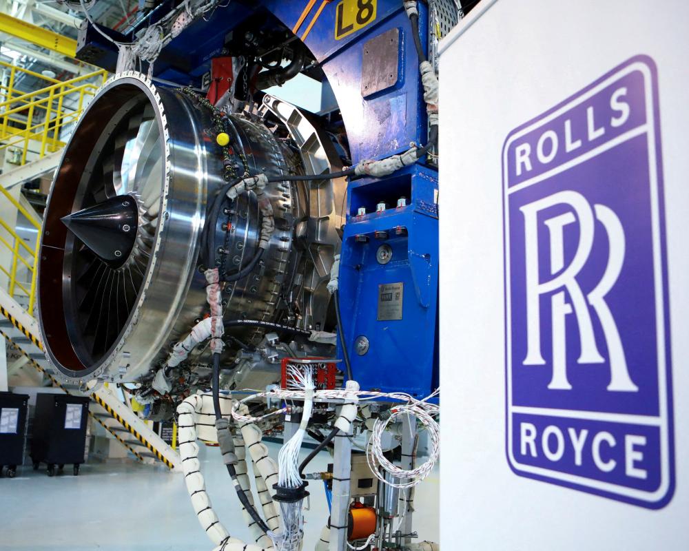 Rolls-Royce Outlook Improves: Is It the Next FTSE Leader?