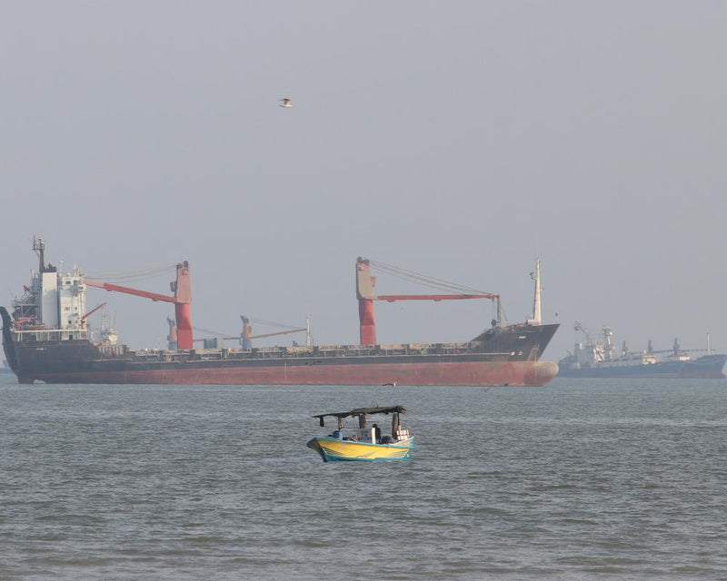 Strait of Hormuz Ship Sinks as Iranian Attacks Surge