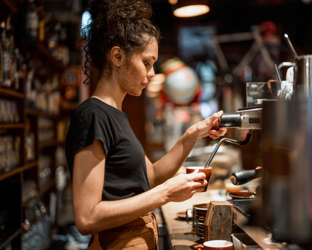 UK Hospitality to Offer 100,000 Jobs to Unemployed Youth
