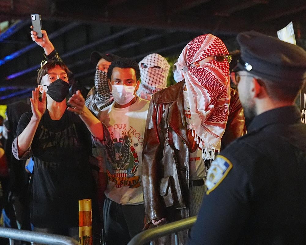 Abolish ICE: Democrats Demand Action After New York Shooting