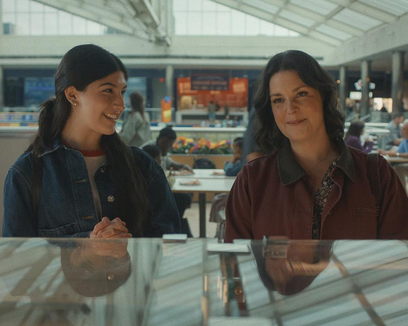 Don’t Say Good Luck Review: Sunny Sandler Shines in High-School