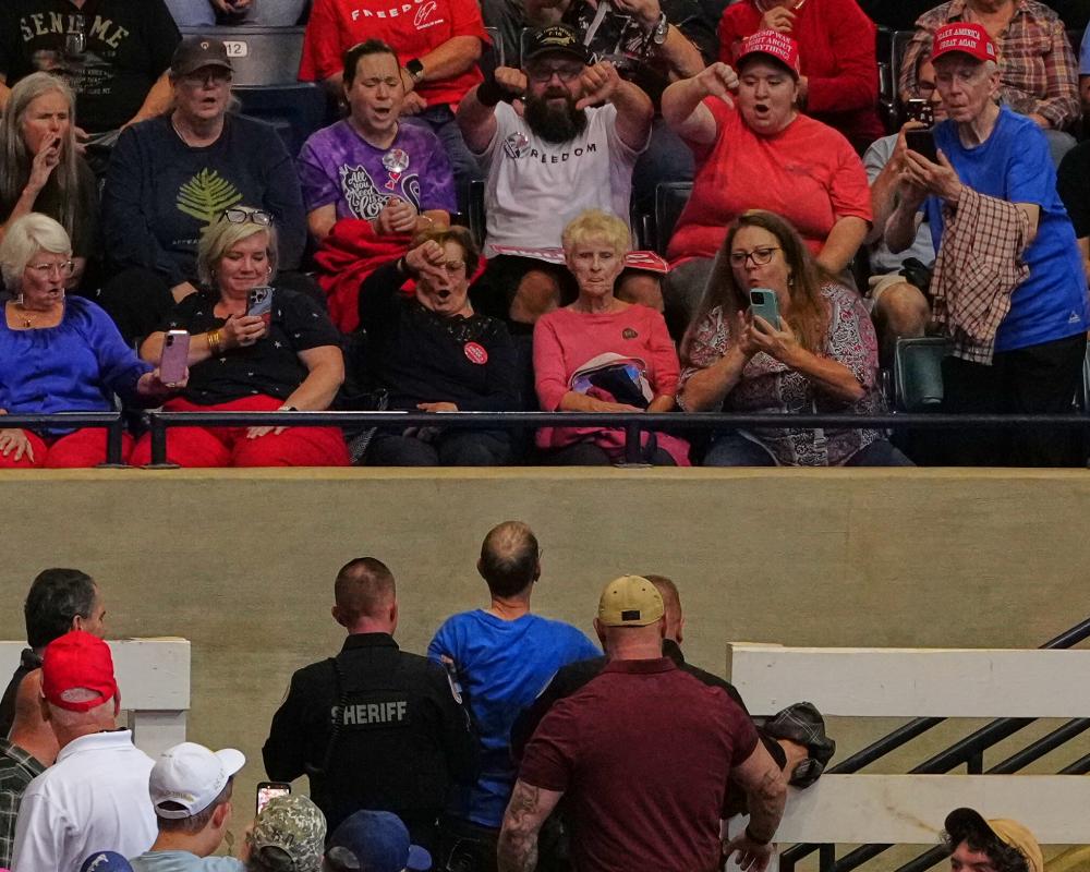Trump Cheers Supporter Who Punched Protester at South Carolina Rally