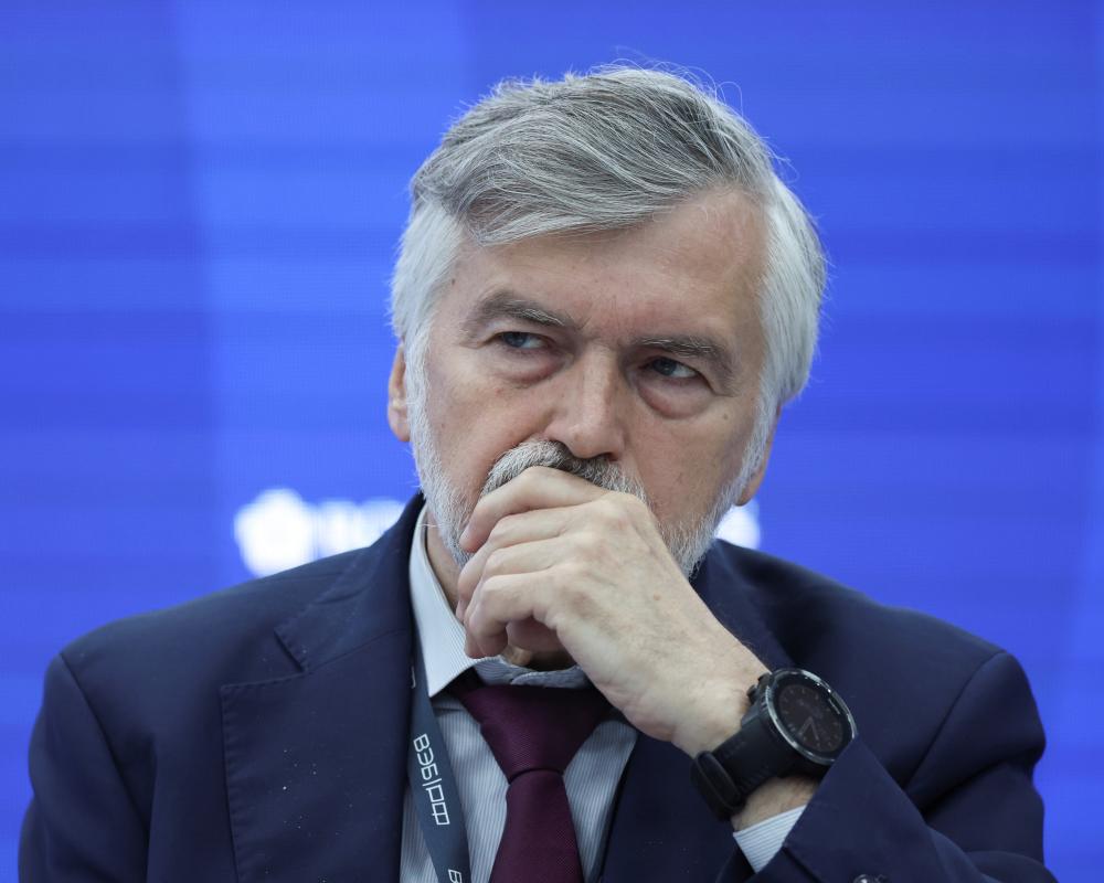 Senior Russian Banker Fired for War Economy Warning