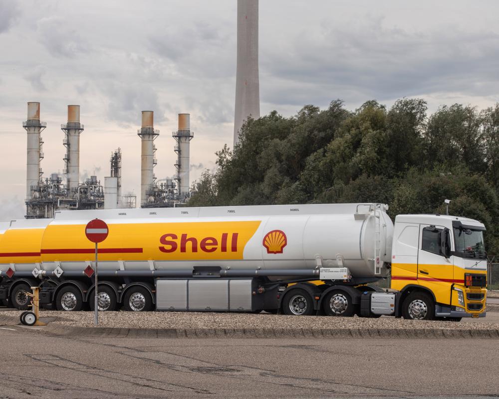 Shell Refinery Profits Soar: $42 per Barrel Margin Forecast