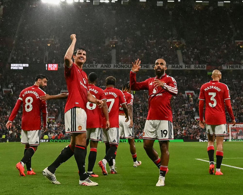 Michael Carrick Hails Manchester United Grit in 5-2 Ipswich Rout
