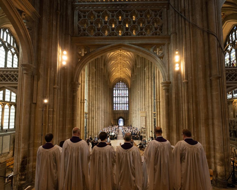 English Cathedrals Face Financial Crisis Despite Cultural Value