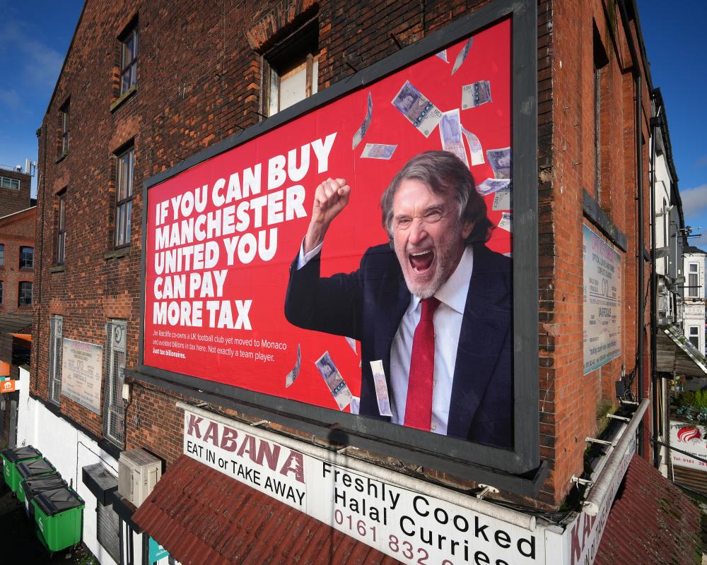 UK No Longer a Billionaires' Playground as Super-Rich Exit