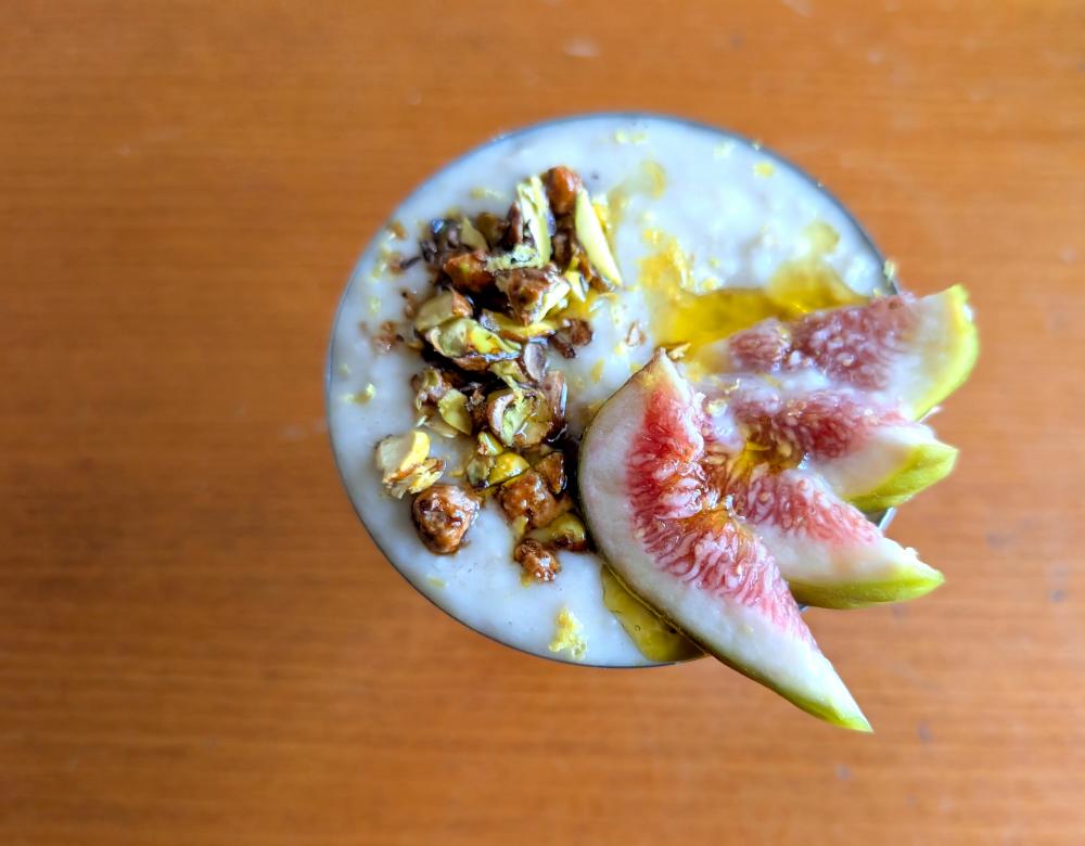 Mediterranean Fig Porridge Recipe with Tahini and Pistachios
