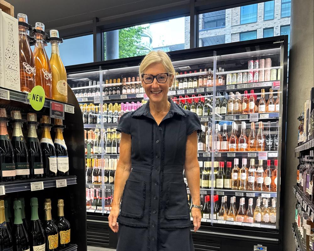 Gay Halloween 2025: Kathryn Turner Is the Ultimate Costume Idea