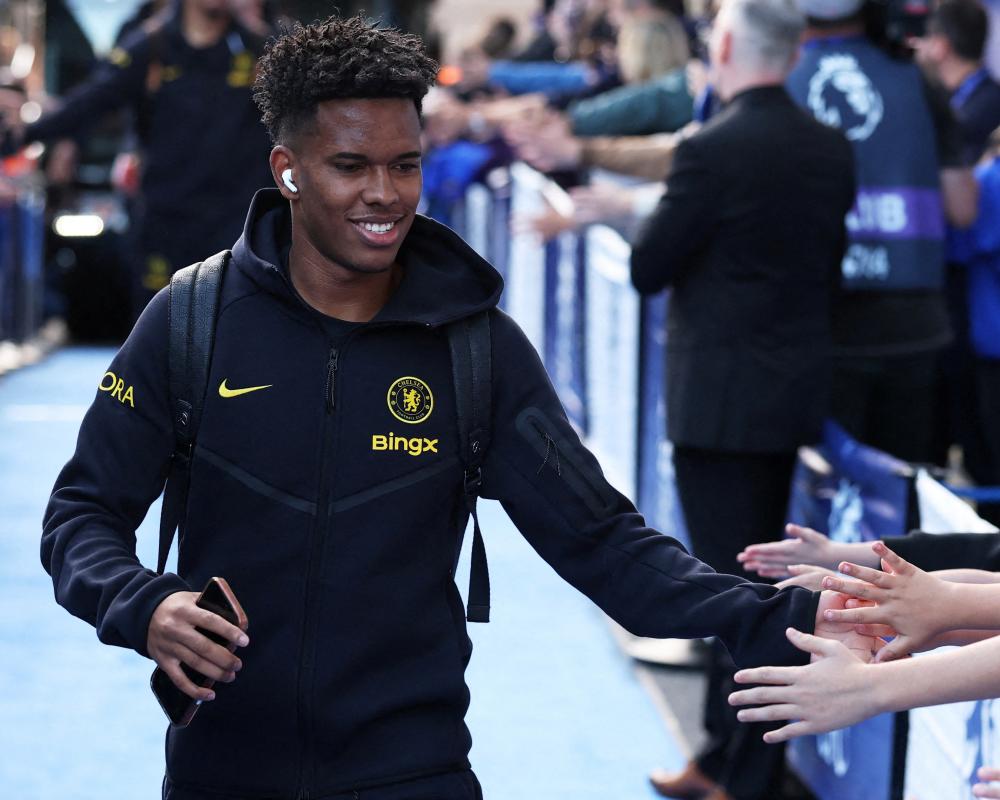 Xabi Alonso Rules Out January Loan for Chelsea Winger Estêvão