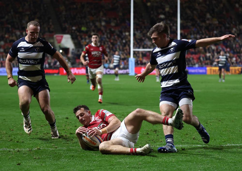 Leicester Tigers Secure Top Spot in Premiership Rugby at Bristol