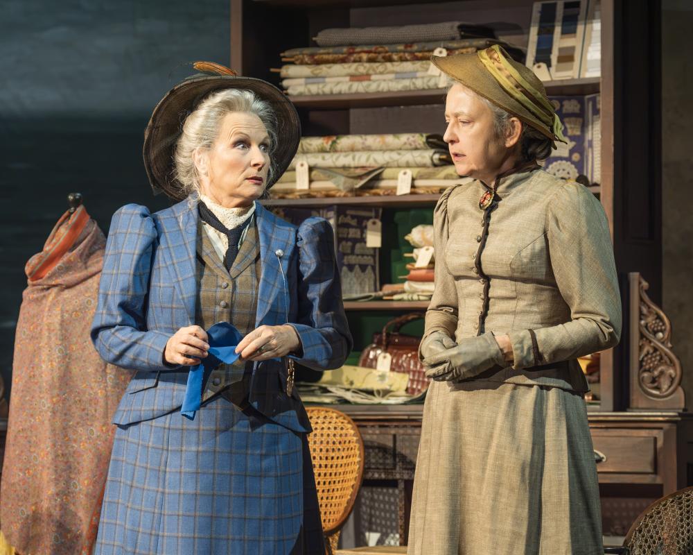 Jennifer Saunders Shines in The Sea: A Shakespearean Revival