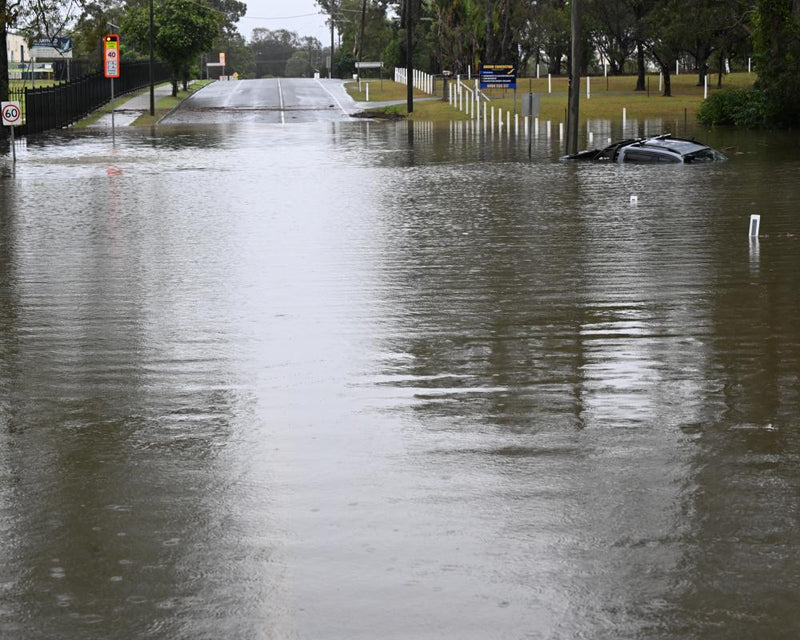 Unusually Large Multi-State Storm Batters Eastern Australia