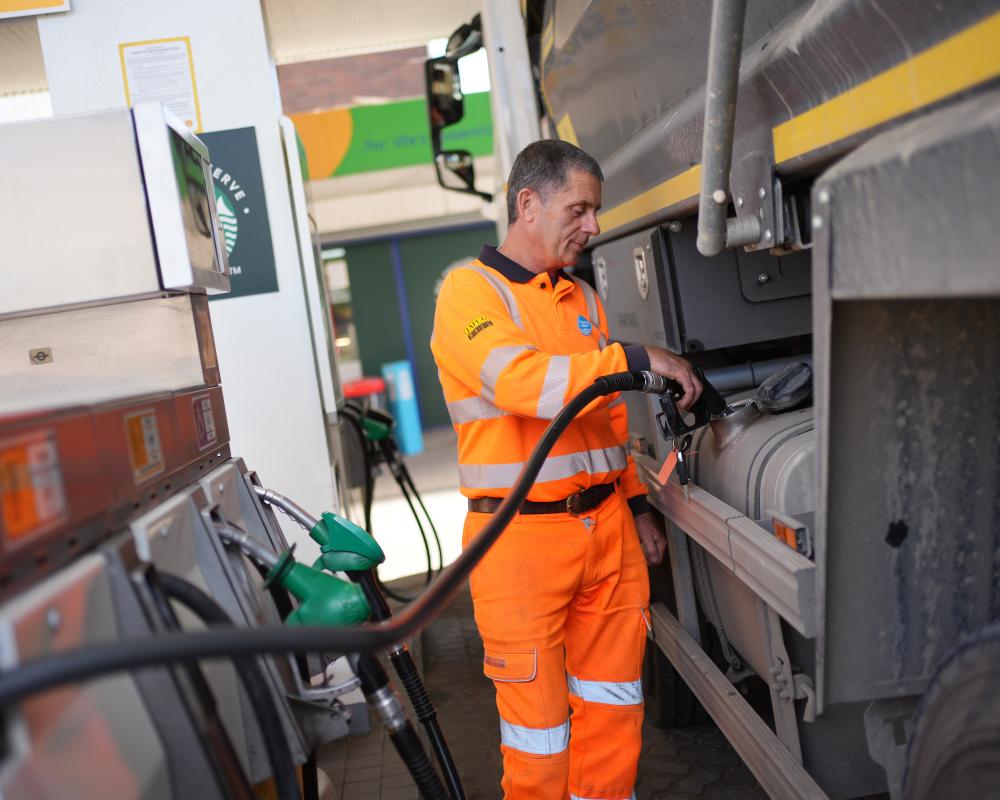 UK Motorists Can Now See Live Fuel Prices on Google Maps
