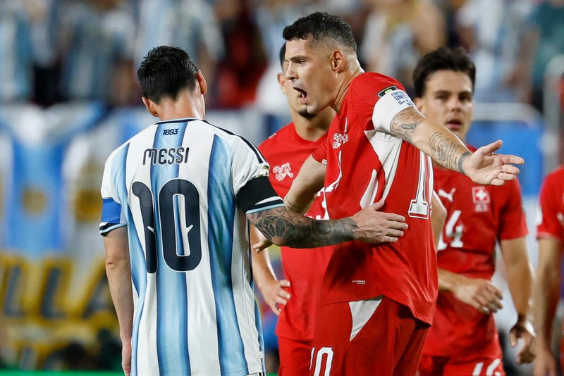 Chelsea's Pursuit of Sunderland Captain Xhaka Closed by Le Bris