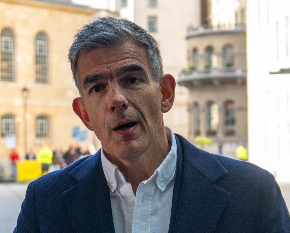 BBC Job Cuts: Staff Criticism Over Junior Rank Layoffs