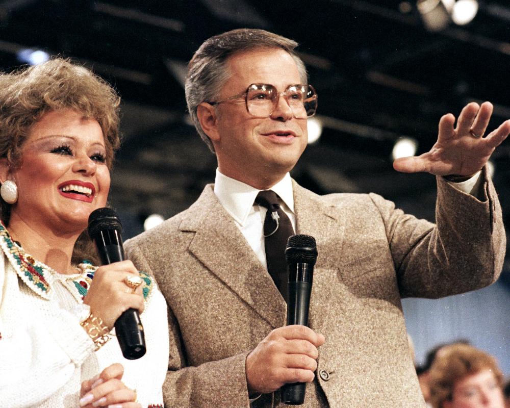 Jim Bakker Obituary: Televangelist Scandal and Legacy