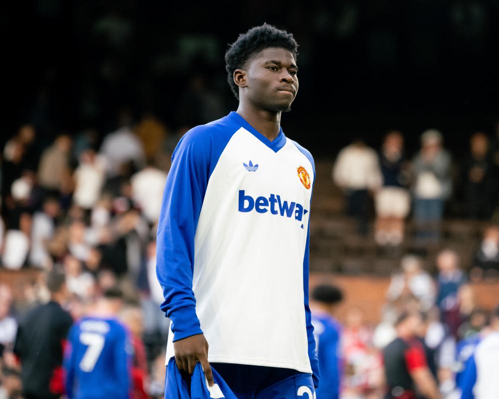Carlos Baleba: Can He Fix Manchester United Midfield