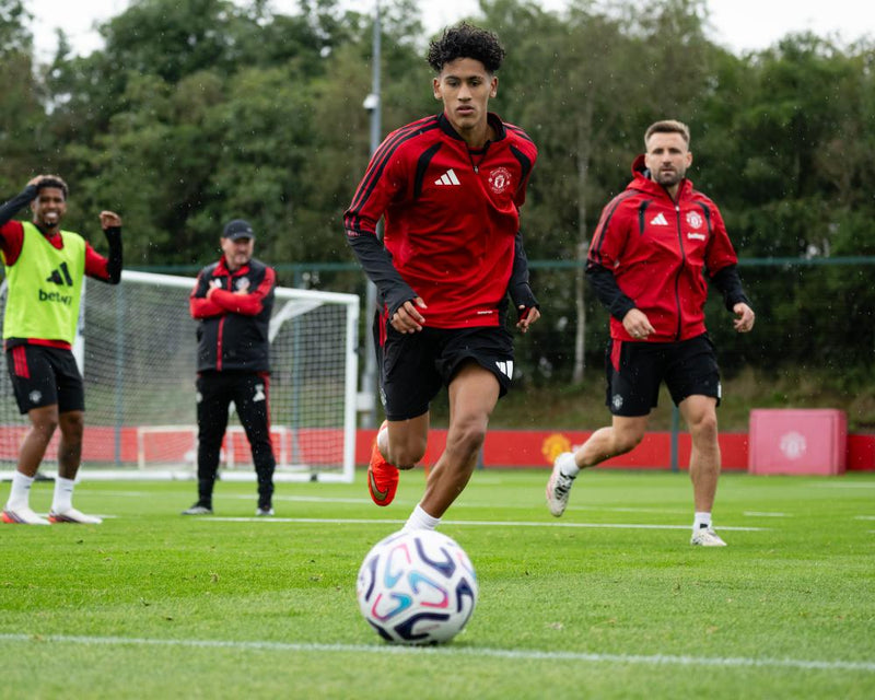 Manchester United Shocked as JJ Gabriel Requests Transfer Exit