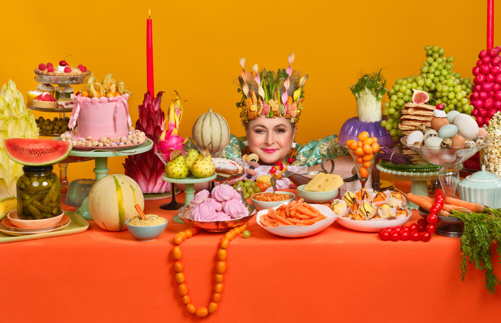 Siobhán McSweeney Takes Over Comfort Eating Podcast