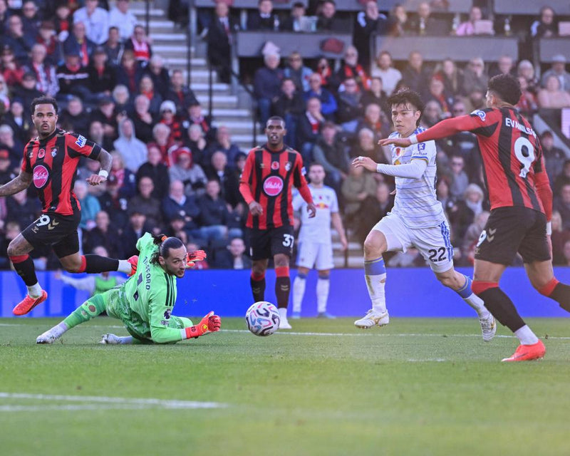 Evanilson Punishes Trafford Blunder as Bournemouth Beat Leeds