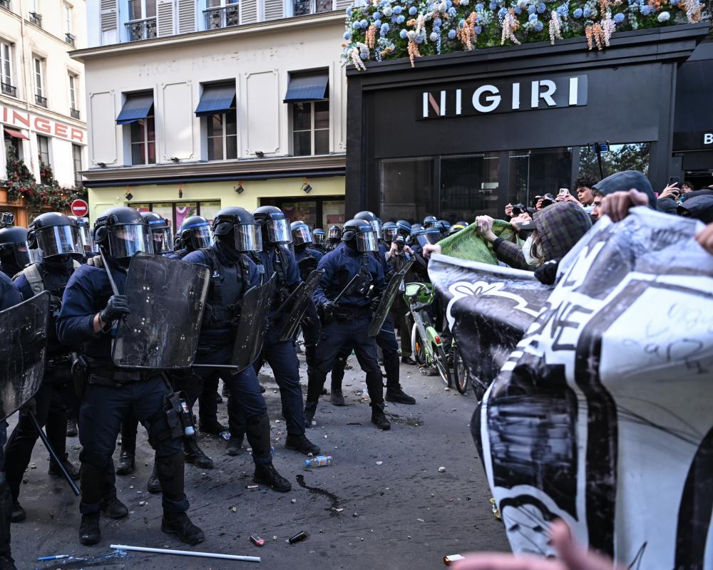 French Police Accused of War-Like Injuries to Teens in Protests