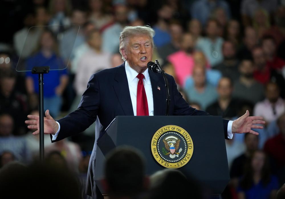 Trump Approval Slumps: 75% Say He Ignores Key US Issues