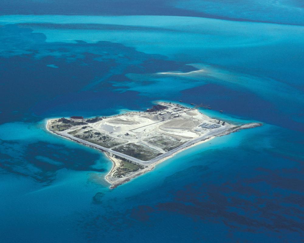 British Woman Dies Saving Sons in Bahamas Snorkeling Tragedy