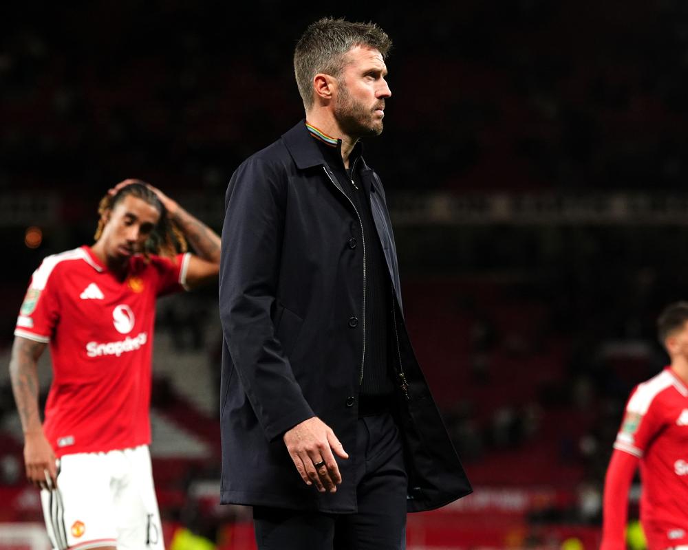 Manchester United Cup Collapse: Carrick Demands Response