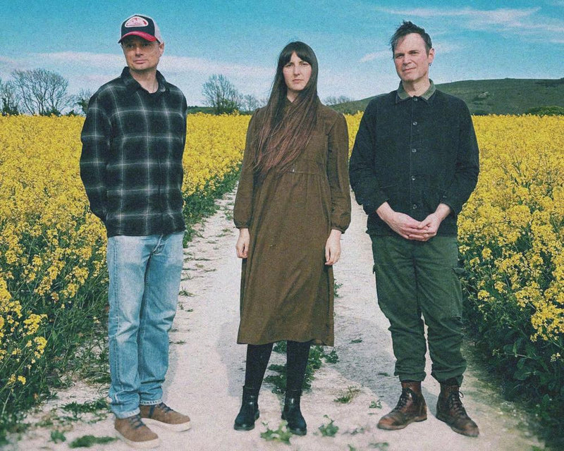 Sairie Debut Album Review: Exquisite 70s Folk for Autumn