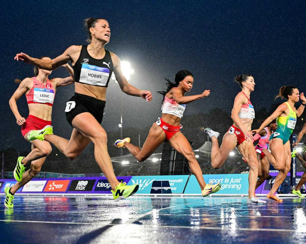 Amy Hunt Wins 100m Silver in Torrential Glasgow Conditions