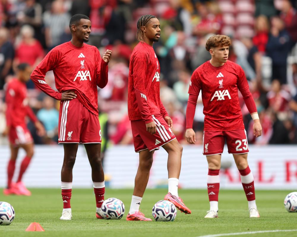 Iraola Tells Liverpool Forwards to Improve Pressing for System Success