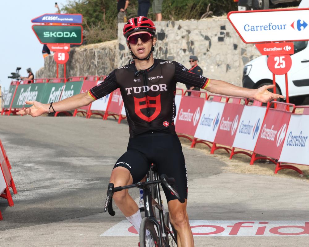 Vuelta a España Stage 14: Brenner Wins, Heat Shortens Stage 15