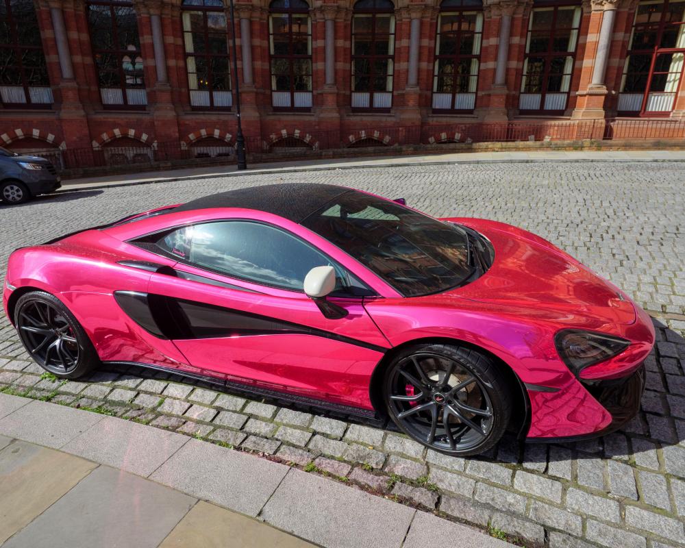 McLaren's £450m Investment Creates 1,000 UK Jobs in Tech Hub