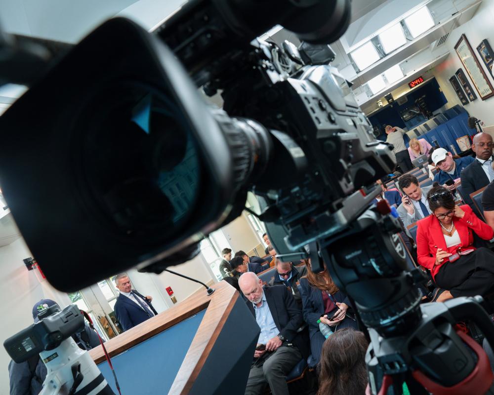 White House TV Pool Resumes After CNN Ban Overturned by Court