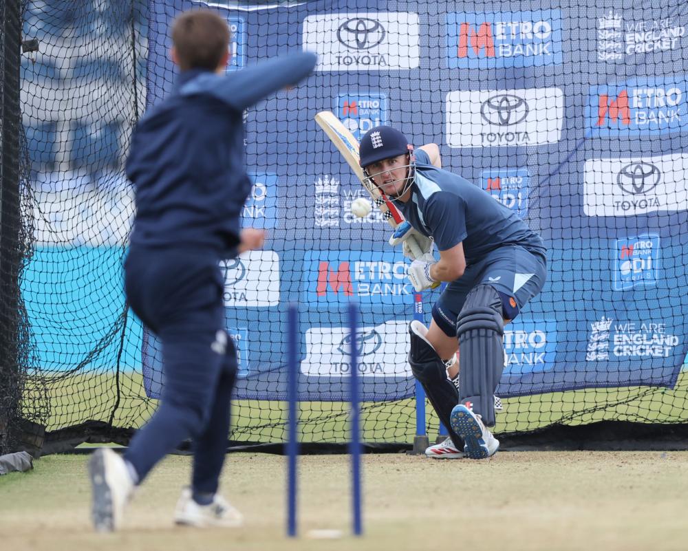 England v Sri Lanka ODI: Mark Wood Retires as Series Begins