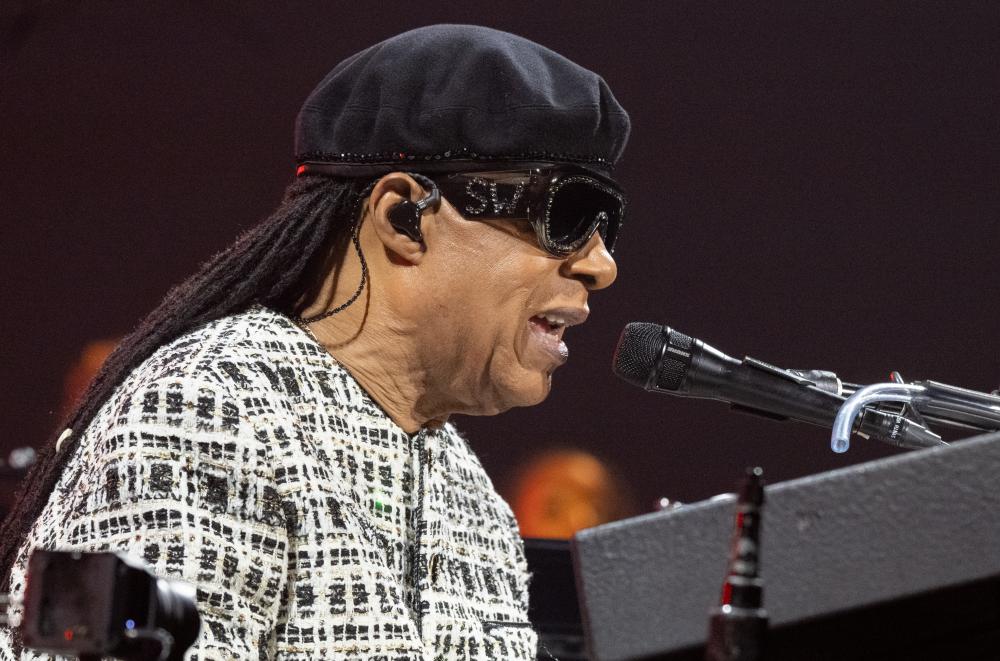 Stevie Wonder 50th Anniversary Tour: Songs in the Key of Life Live