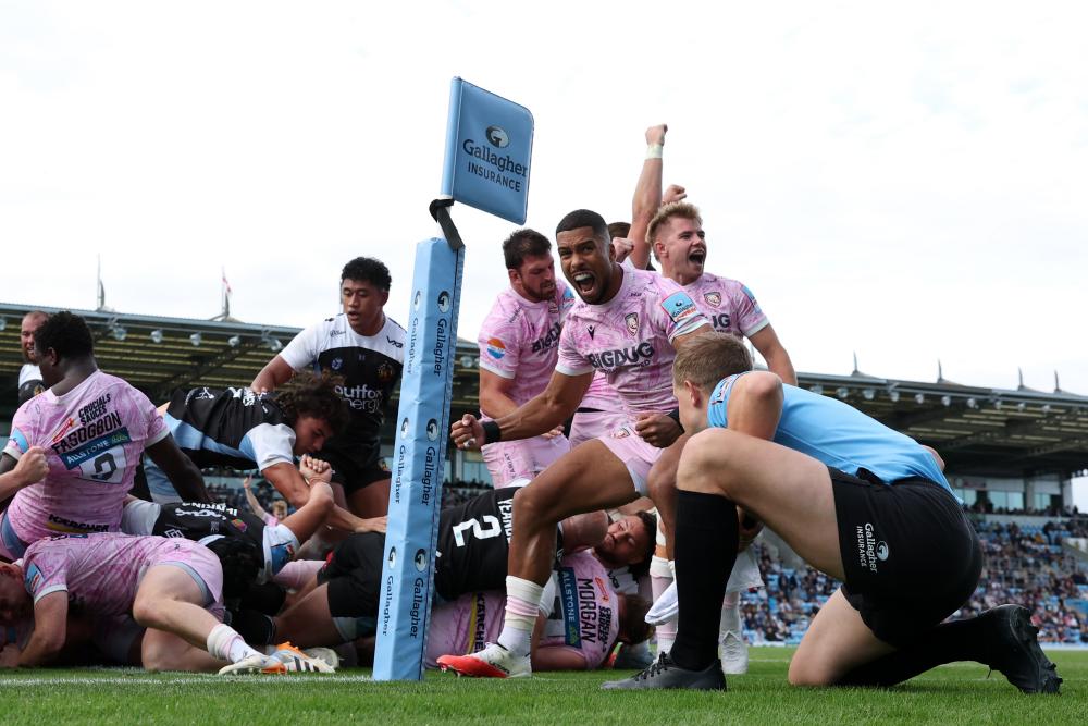 Gloucester's Dewi Lake Shines with Two Tries in Emphatic Win
