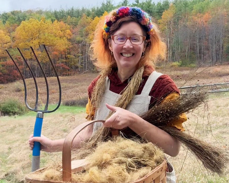Slow Fashion Revolution: Woman Grows Her Own Dress from Flax