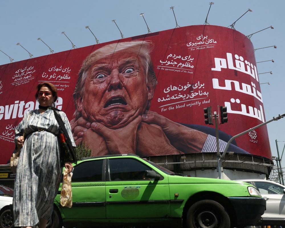 Trump Pauses Iran Strikes as Pentagon Reveals Higher US Casualty