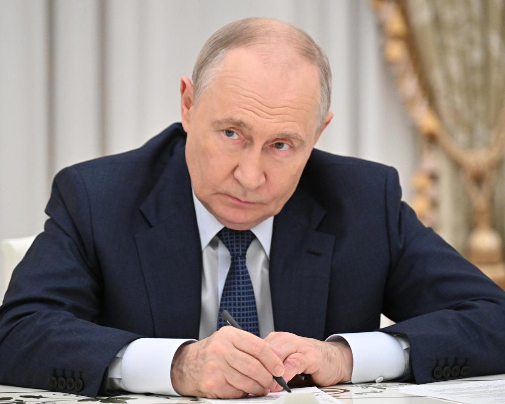 Putin Orders Russian Army Expansion to 1.55 Million Active Troops