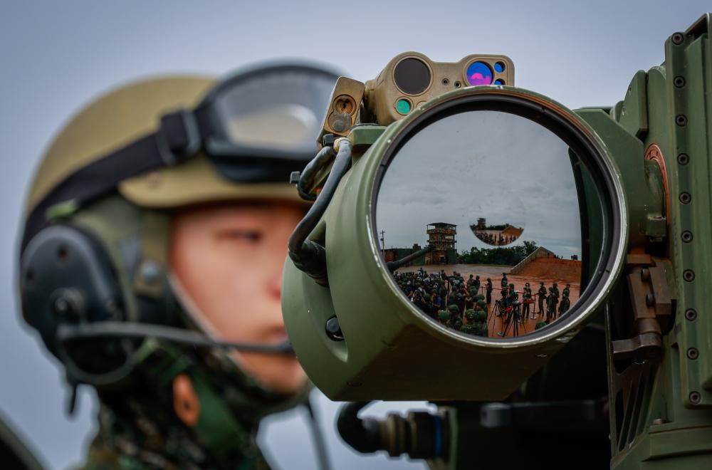 Trump Asked Xi About Buying US Weapons: Ambassador Reveals