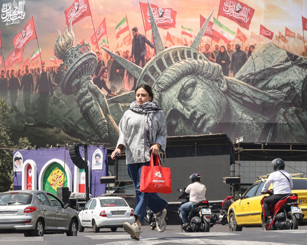 Iran Targets US Bases in Gulf as Sanctions Escalate Tensions