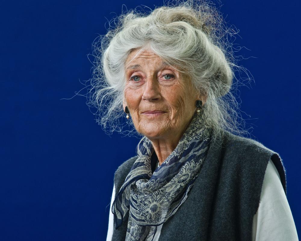Phyllida Law, Prolific Stage and Screen Actress, Dies at 94