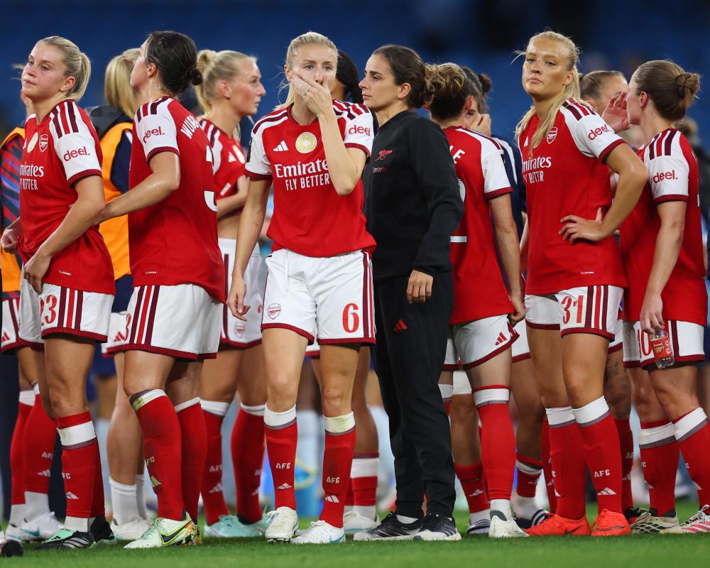 Slegers and Misfiring Arsenal Need a Result in WSL North London Derby
