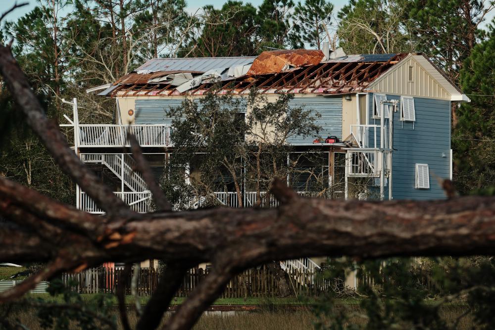 Hurricane Isaias Power Outages: 868,000 Without Electricity