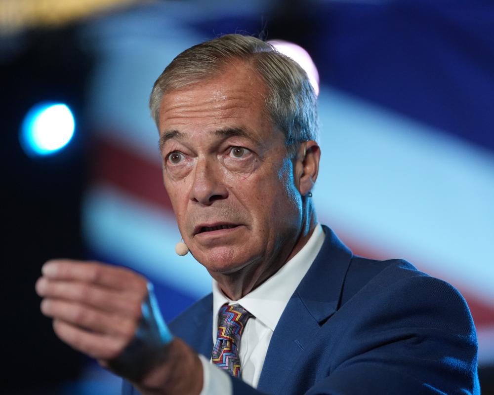Reform UK's Plan to Deport 90,000 Asylum Seekers: Impact on Business