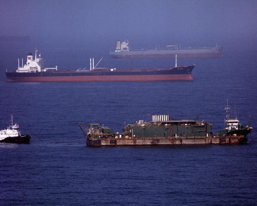 Oil Prices Plunge as Trump Calls Off Iran Strikes