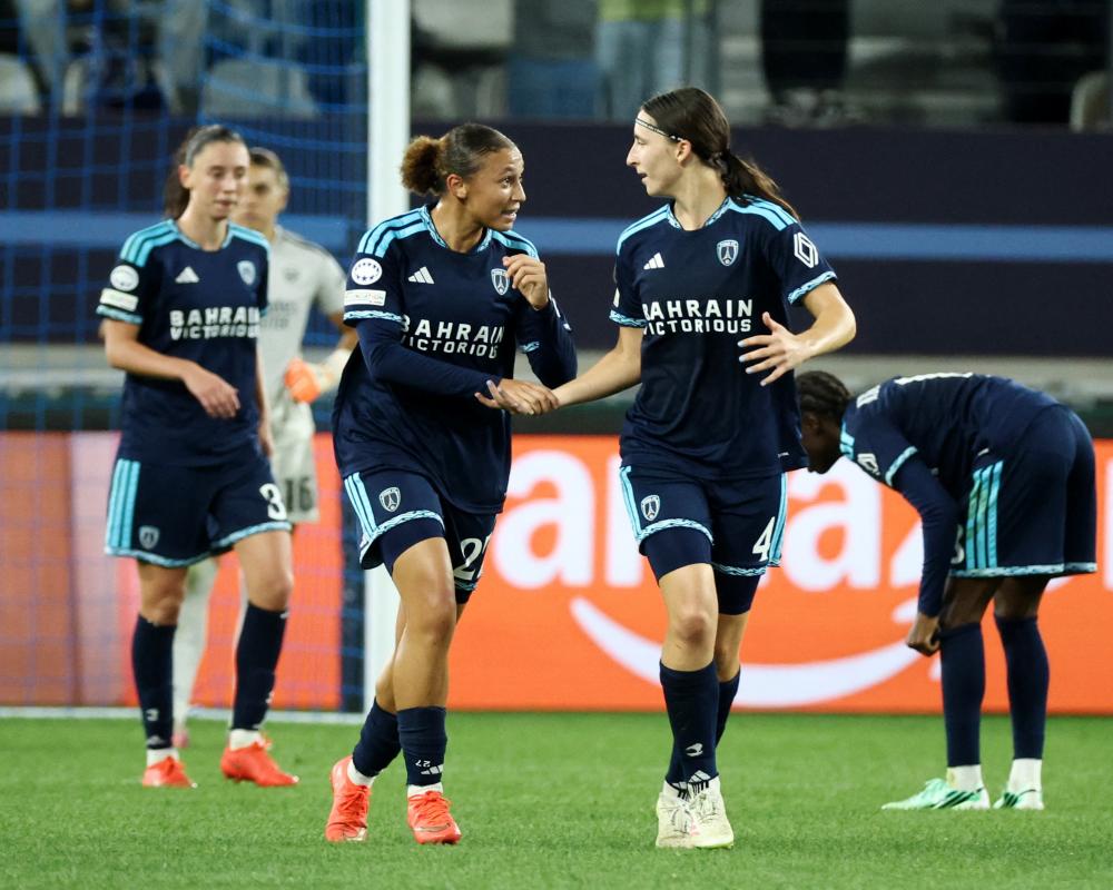 Leah Williamson Blunder Costs Arsenal in Paris FC Draw