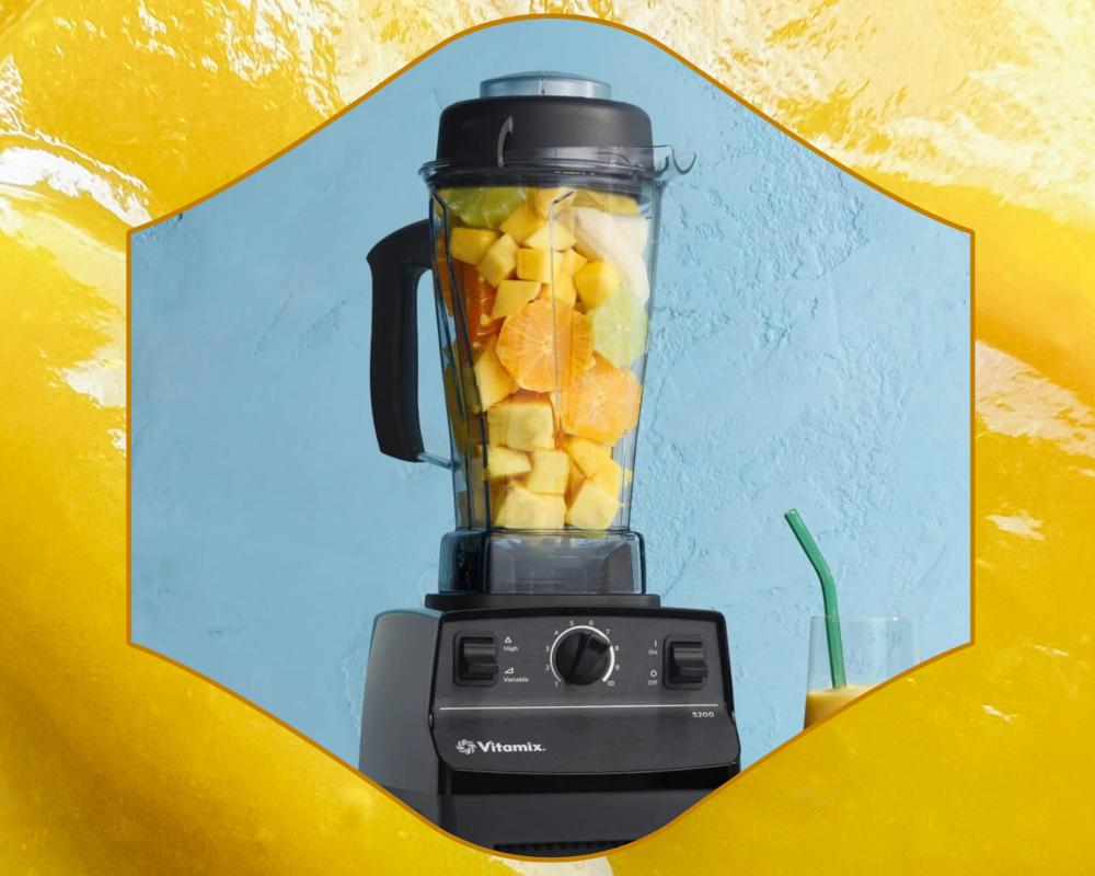7 Best Blenders in the US for Smoothies and Frozen Drinks